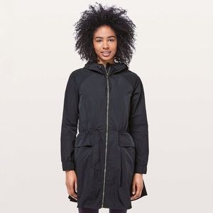 Lululemon | Pack & Glyde Jacket Black‎ Size 8